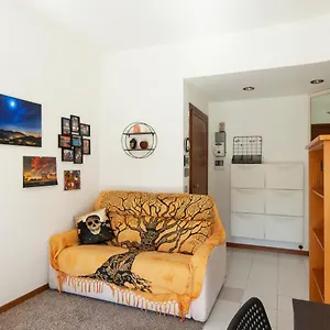 Youhosty - Osoppo 7 , Milano Italia